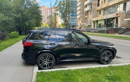 BMW X5, 2018 год, 8 300 000 рублей, 3 фотография