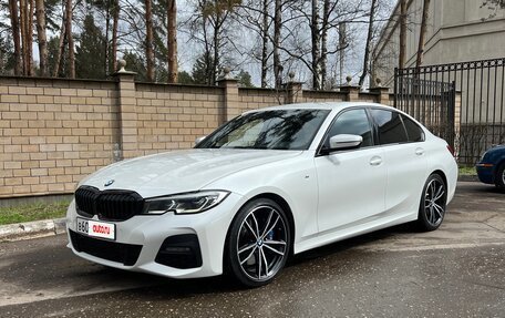 BMW 3 серия, 2019 год, 3 490 000 рублей, 2 фотография