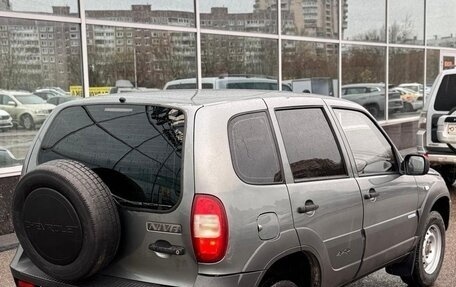 Chevrolet Niva I рестайлинг, 2011 год, 400 000 рублей, 3 фотография