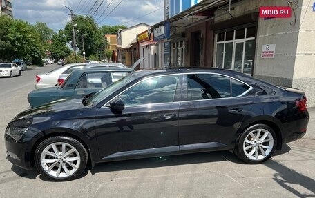 Skoda Superb III рестайлинг, 2015 год, 1 950 000 рублей, 2 фотография