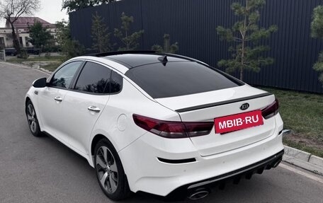 KIA Optima IV, 2018 год, 1 300 000 рублей, 2 фотография