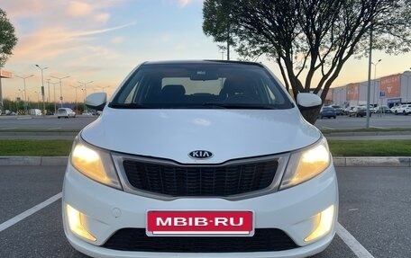 KIA Rio III рестайлинг, 2014 год, 825 000 рублей, 2 фотография