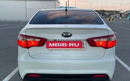 KIA Rio III рестайлинг, 2014 год, 825 000 рублей, 5 фотография