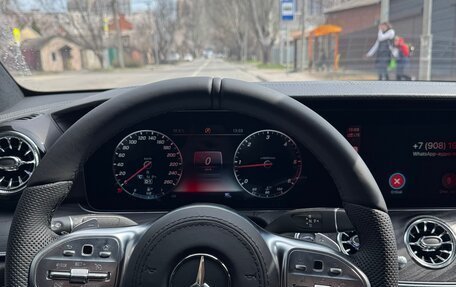Mercedes-Benz E-Класс, 2019 год, 3 499 000 рублей, 4 фотография