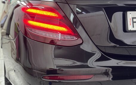 Mercedes-Benz E-Класс, 2019 год, 3 499 000 рублей, 5 фотография