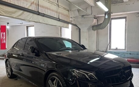 Mercedes-Benz E-Класс, 2019 год, 3 499 000 рублей, 2 фотография