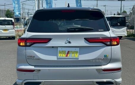 Mitsubishi Outlander, 2022 год, 2 799 099 рублей, 4 фотография