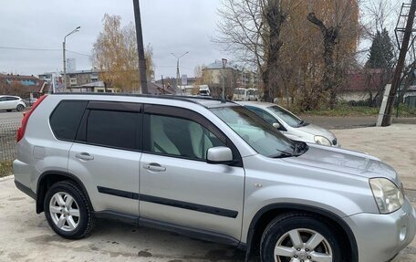 Nissan X-Trail, 2010 год, 1 100 000 рублей, 2 фотография