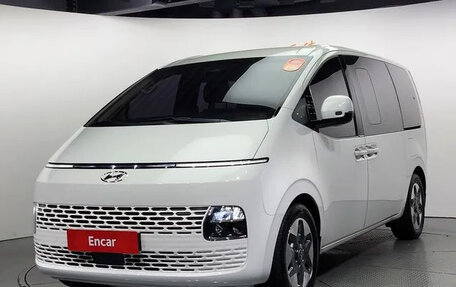 Hyundai Staria, 2021 год, 3 920 000 рублей, 2 фотография