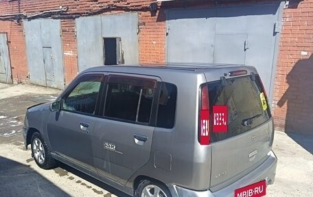 Nissan Cube II, 2000 год, 300 000 рублей, 3 фотография