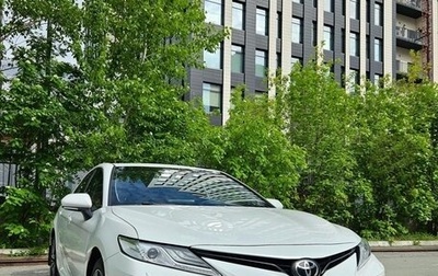 Toyota Camry, 2021 год, 3 900 000 рублей, 1 фотография