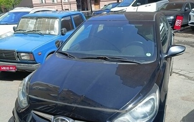 Hyundai Solaris II рестайлинг, 2012 год, 800 000 рублей, 1 фотография