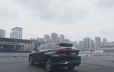 Toyota Harrier, 2024 год, 3 320 000 рублей, 4 фотография