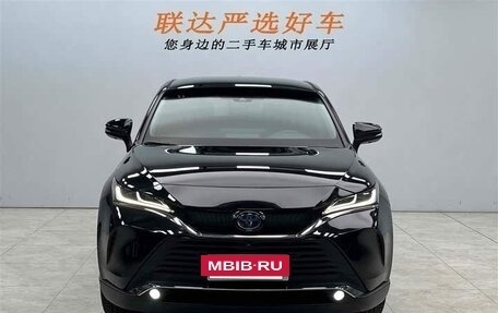 Toyota Harrier, 2022 год, 3 730 000 рублей, 2 фотография