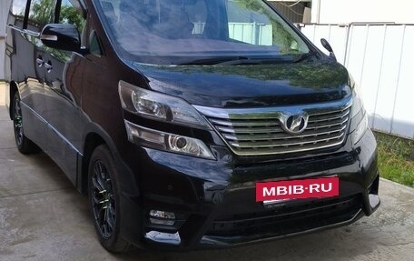 Toyota Vellfire I, 2011 год, 2 380 000 рублей, 3 фотография