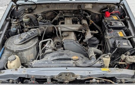 Toyota Land Cruiser 70, 1990 год, 2 420 000 рублей, 8 фотография