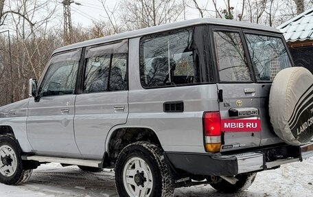 Toyota Land Cruiser 70, 1990 год, 2 420 000 рублей, 2 фотография