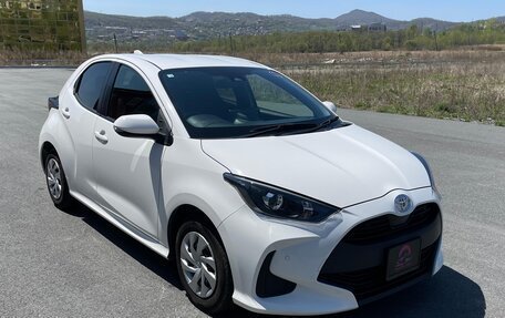 Toyota Yaris, 2021 год, 800 000 рублей, 3 фотография