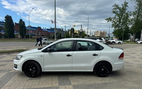 Volkswagen Polo VI (EU Market), 2017 год, 800 000 рублей, 2 фотография