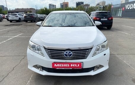 Toyota Camry, 2013 год, 1 390 000 рублей, 2 фотография