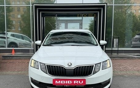 Skoda Octavia, 2018 год, 1 429 000 рублей, 2 фотография