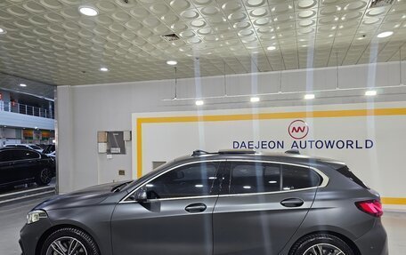 BMW 1 серия, 2021 год, 2 535 000 рублей, 4 фотография