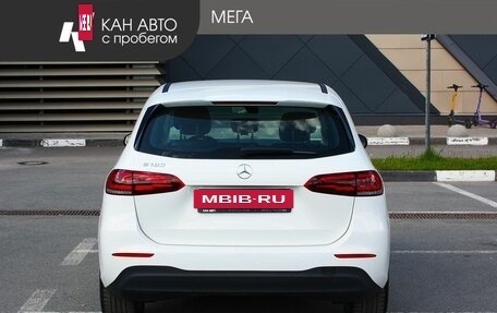 Mercedes-Benz B-Класс, 2018 год, 2 288 000 рублей, 6 фотография