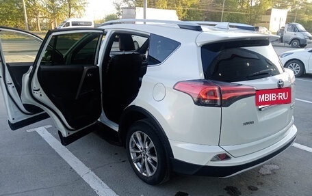 Toyota RAV4, 2016 год, 2 799 348 рублей, 6 фотография