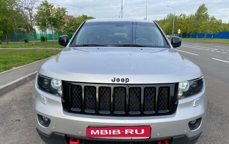 Jeep Grand Cherokee, 2012 год, 2 150 000 рублей, 2 фотография