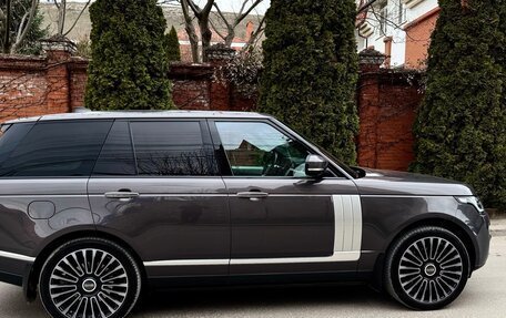 Land Rover Range Rover IV рестайлинг, 2017 год, 5 500 000 рублей, 4 фотография