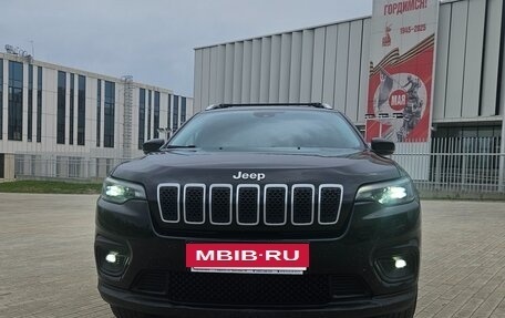 Jeep Cherokee, 2018 год, 2 350 000 рублей, 2 фотография