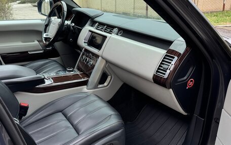 Land Rover Range Rover IV рестайлинг, 2017 год, 5 500 000 рублей, 11 фотография
