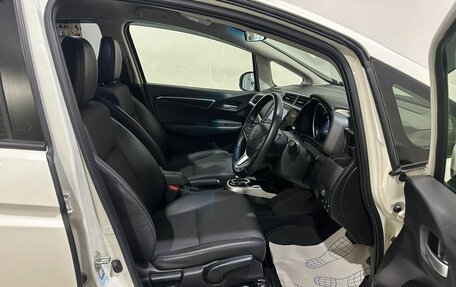 Honda Fit III, 2018 год, 1 350 000 рублей, 9 фотография