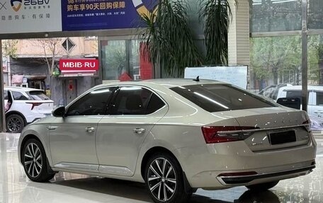 Skoda Superb III рестайлинг, 2021 год, 2 270 000 рублей, 4 фотография