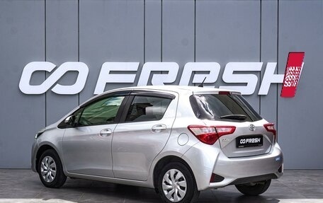 Toyota Vitz, 2017 год, 1 090 000 рублей, 2 фотография