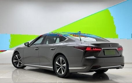Lexus LS IV, 2022 год, 7 100 020 рублей, 3 фотография