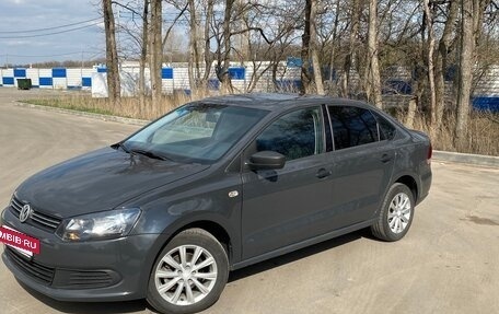 Volkswagen Polo VI (EU Market), 2015 год, 950 000 рублей, 2 фотография