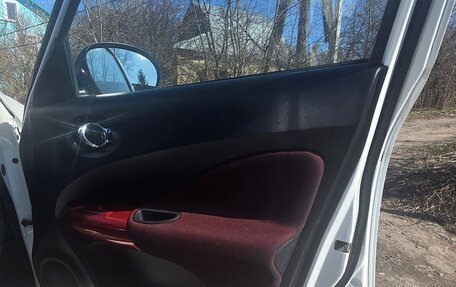 Nissan Juke II, 2013 год, 900 000 рублей, 4 фотография