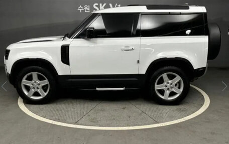 Land Rover Defender II, 2021 год, 4 900 000 рублей, 5 фотография