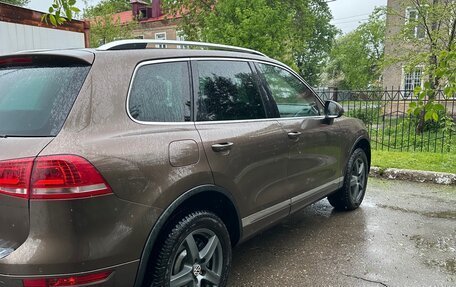 Volkswagen Touareg III, 2013 год, 2 400 000 рублей, 3 фотография