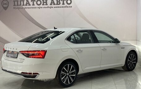 Skoda Superb III рестайлинг, 2024 год, 4 199 000 рублей, 5 фотография