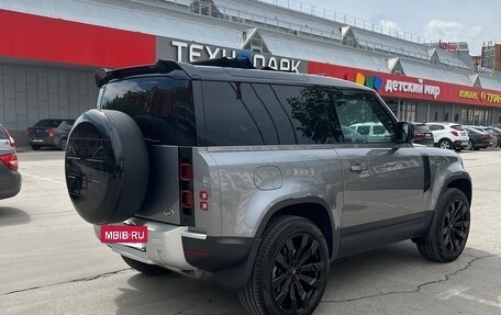 Land Rover Defender II, 2021 год, 9 000 000 рублей, 6 фотография