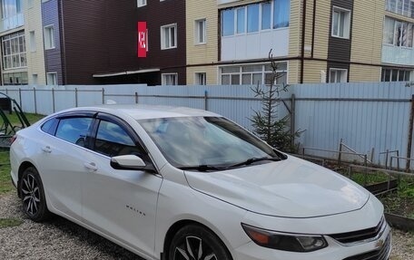 Chevrolet Malibu IX, 2018 год, 1 700 000 рублей, 2 фотография