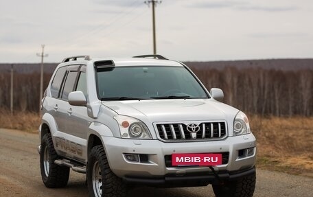 Toyota Land Cruiser Prado 120 рестайлинг, 2006 год, 2 550 000 рублей, 3 фотография