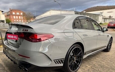 Mercedes-Benz E-Класс AMG, 2025 год, 18 900 000 рублей, 4 фотография