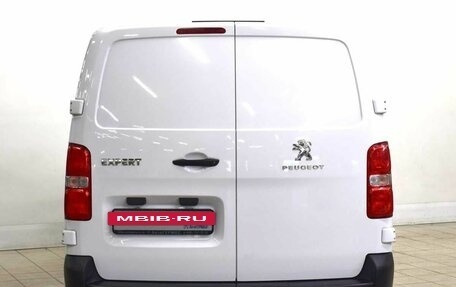 Peugeot Expert, 2018 год, 2 280 000 рублей, 3 фотография