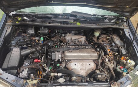 Honda Shuttle I, 1996 год, 550 000 рублей, 2 фотография