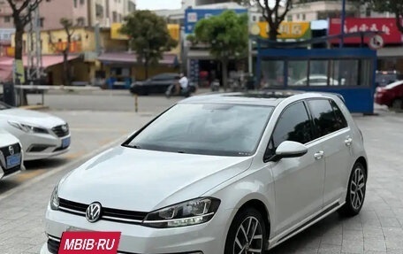 Volkswagen Golf VII, 2020 год, 1 380 000 рублей, 3 фотография
