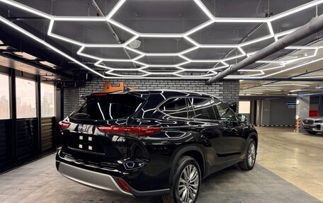 Toyota Highlander, 2025 год, 5 590 000 рублей, 5 фотография