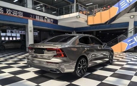 Volvo S60 III, 2022 год, 2 480 000 рублей, 4 фотография